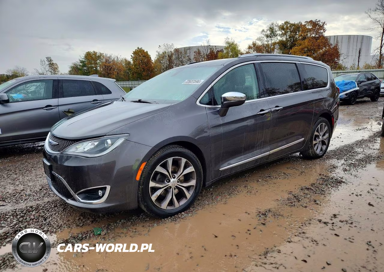 2019 Chrysler Pacifica Limited VIN:2C4RC1GG4KR734544 - 1