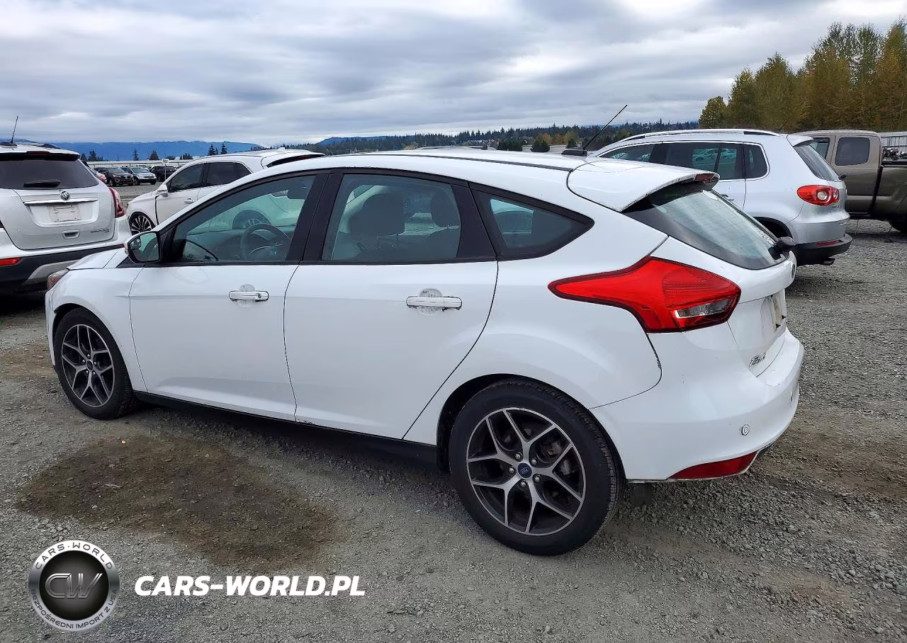 2017 Ford Focus Sel VIN:1FADP3M26HL266732 - 2