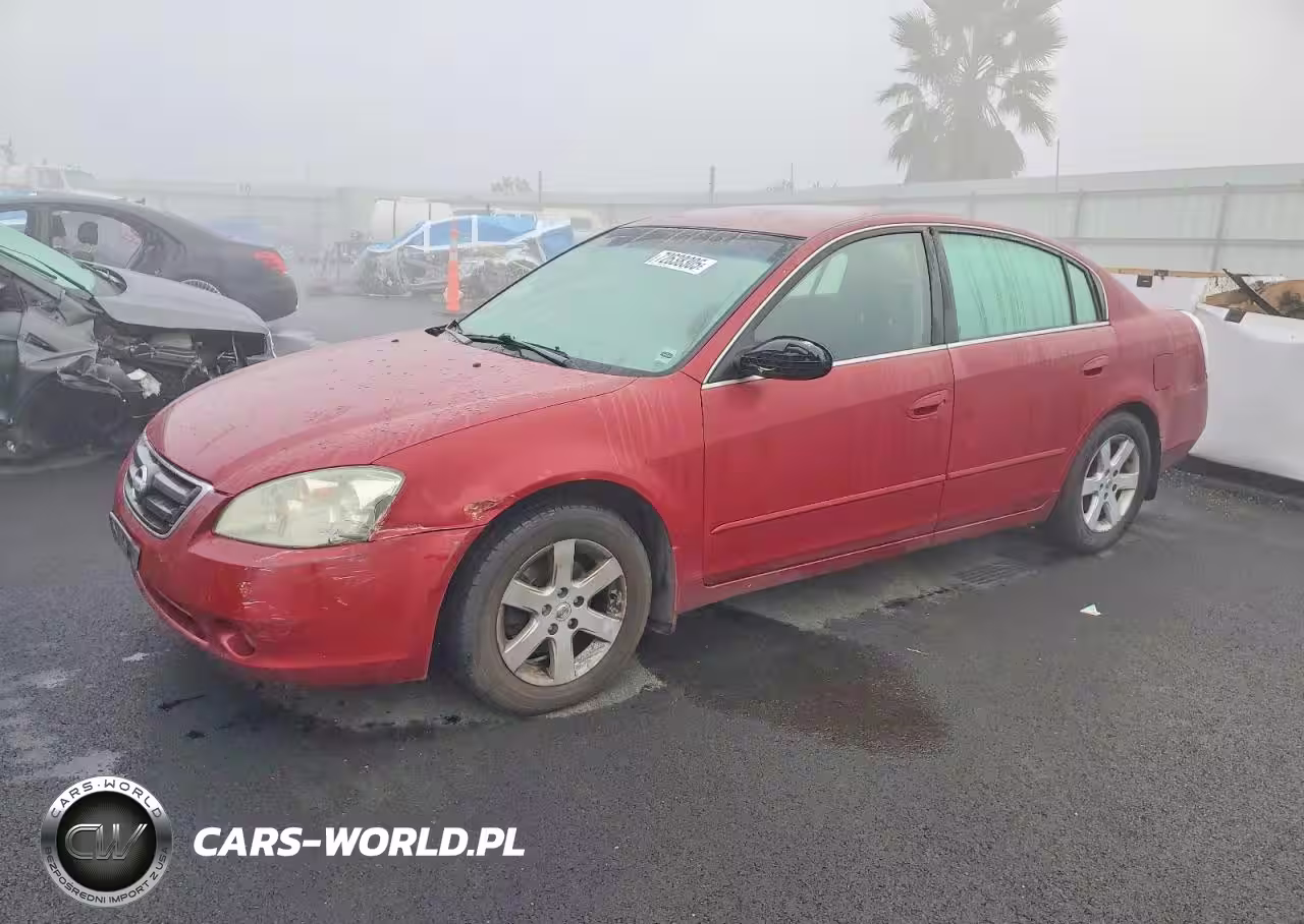 2003 Nissan Altima Base