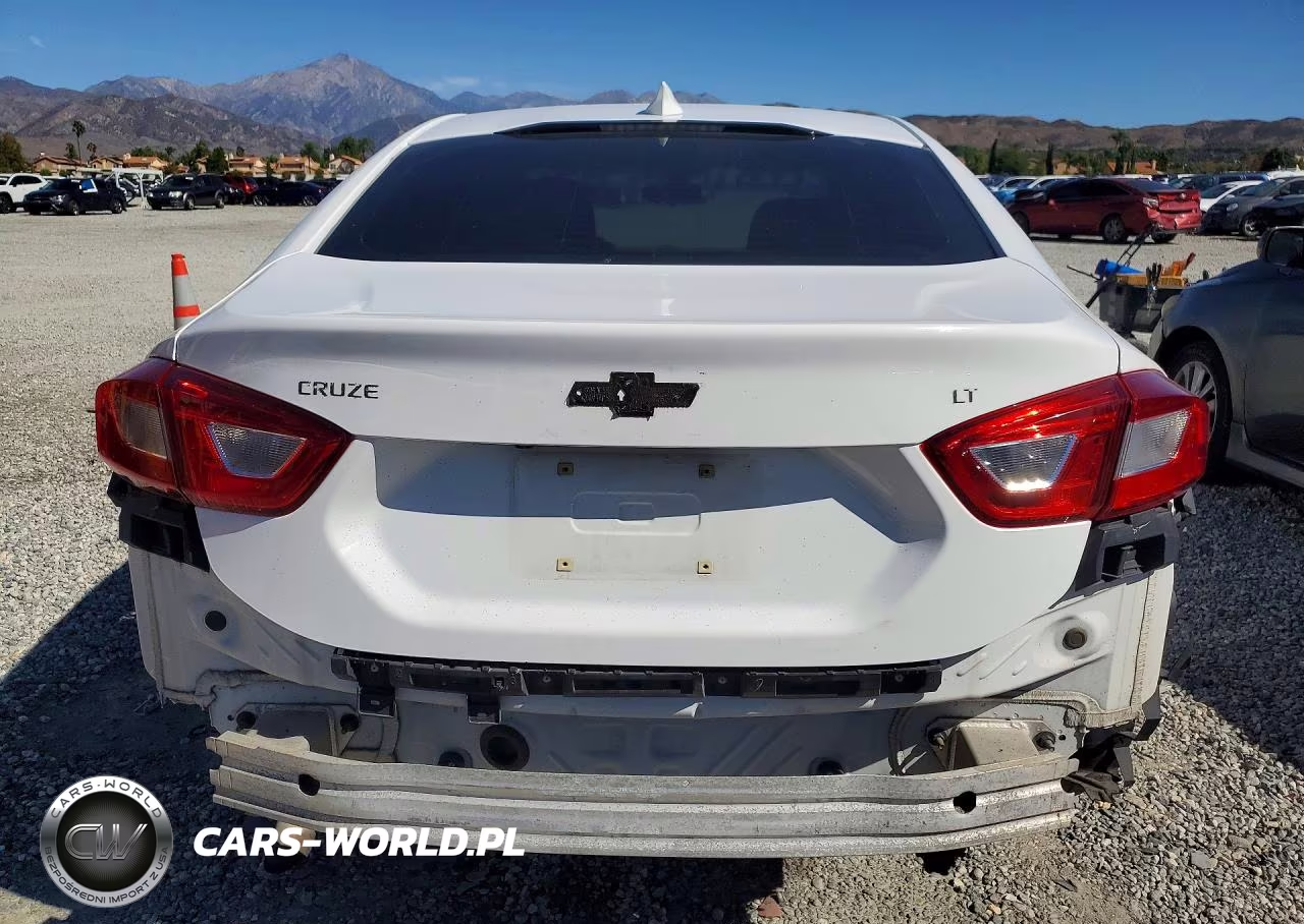 2019 Chevrolet Cruze Lt VIN:1G1BE5SM2K7109764 - 6