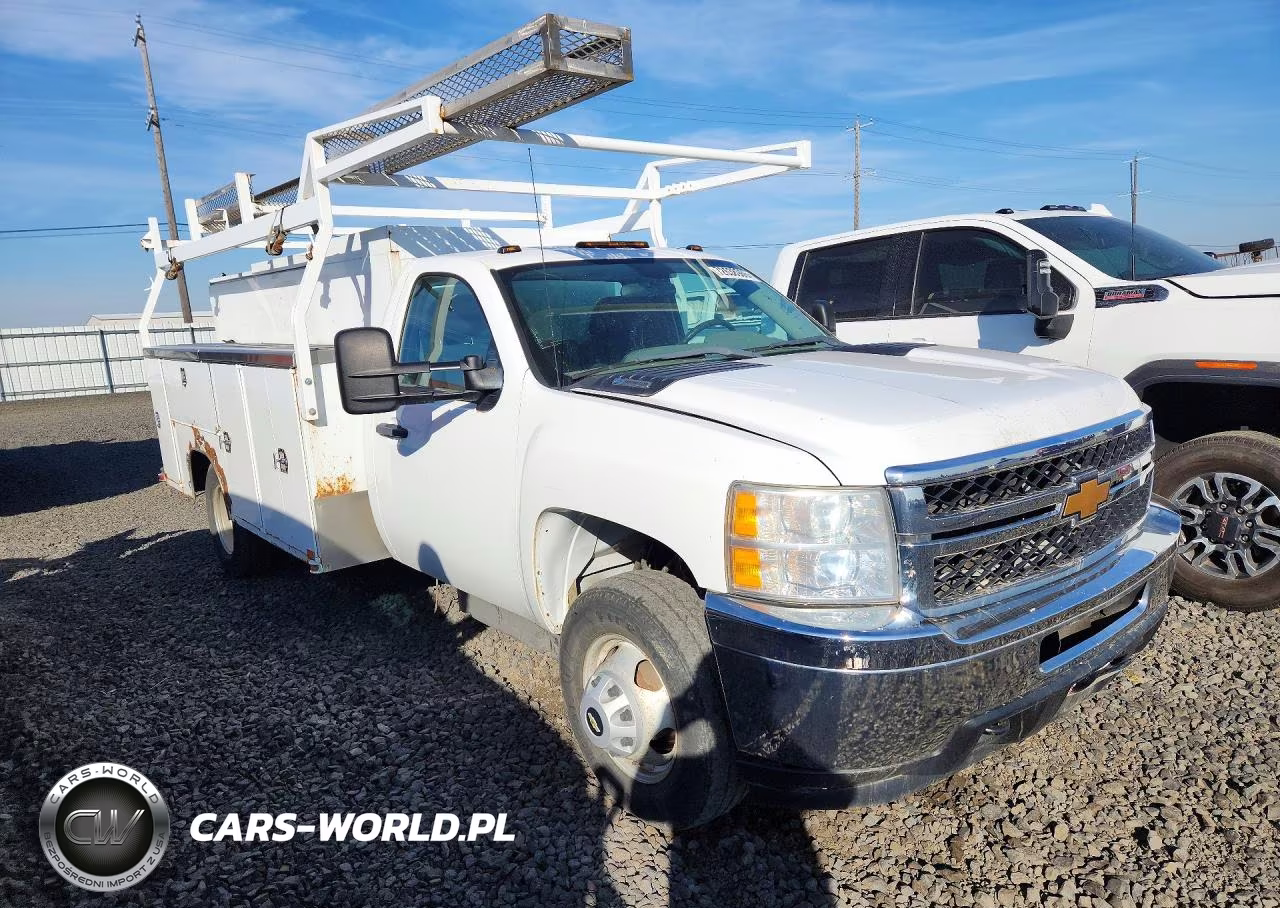 2014 Chevrolet Silverado C3500 VIN:1GB3CZC80EF150290 - 4
