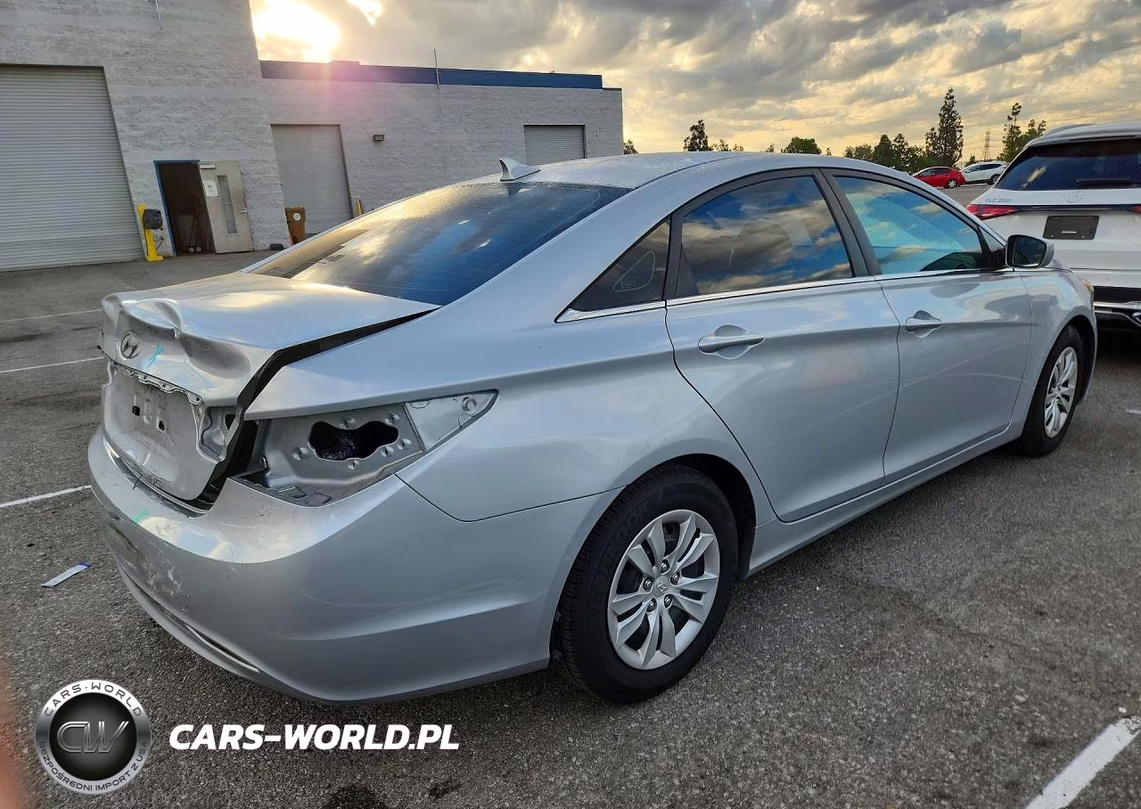 2011 Hyundai Sonata Gls VIN:5NPEB4AC4BH011069 - 3