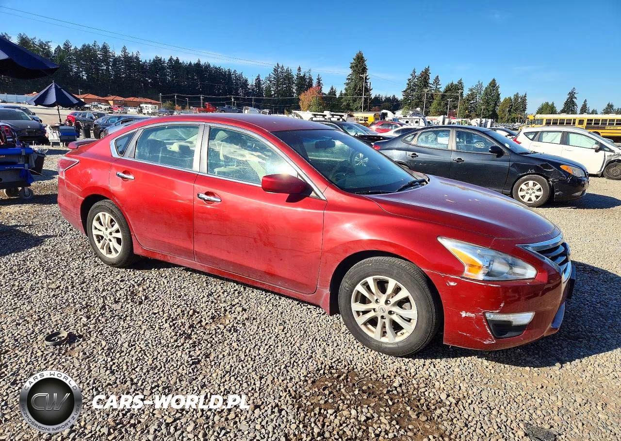 2014 Nissan Altima 2.5 S VIN:1N4AL3AP2EC175287 - 4