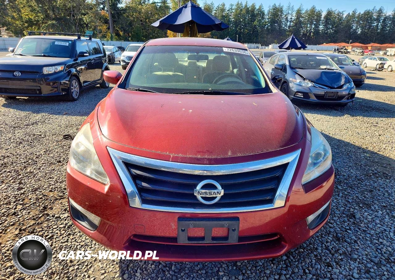 2014 Nissan Altima 2.5 S VIN:1N4AL3AP2EC175287 - 5