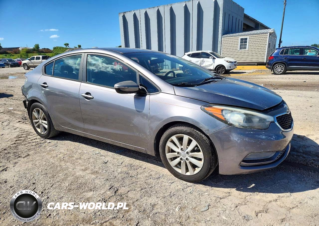 2016 Kia Forte Lx VIN:KNAFX4A66G5439763 - 4