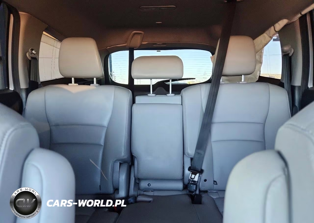 2016 Honda Pilot Touring VIN:5FNYF6H96GB004444 - 10