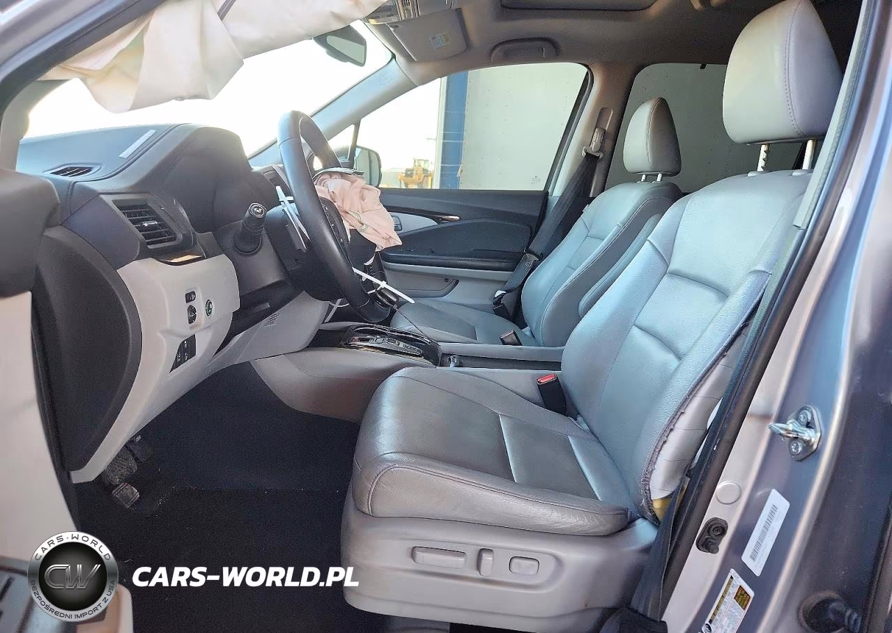 2016 Honda Pilot Touring VIN:5FNYF6H96GB004444 - 7