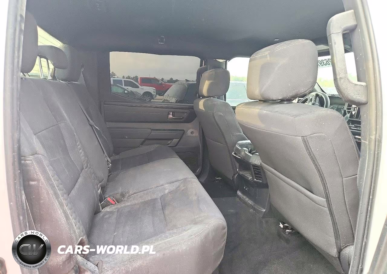 2026 Toyota Tundra Sr5 VIN:5TFLA5AB8TX051796 - 10