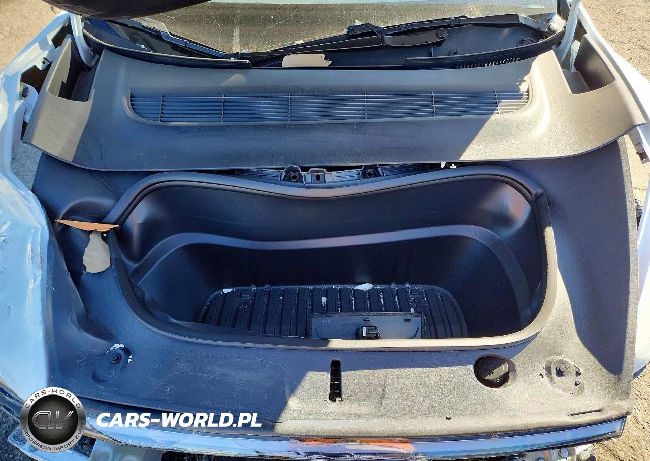 2026 Tesla Model Y VIN:7SAYGDEE5TF358262 - 12