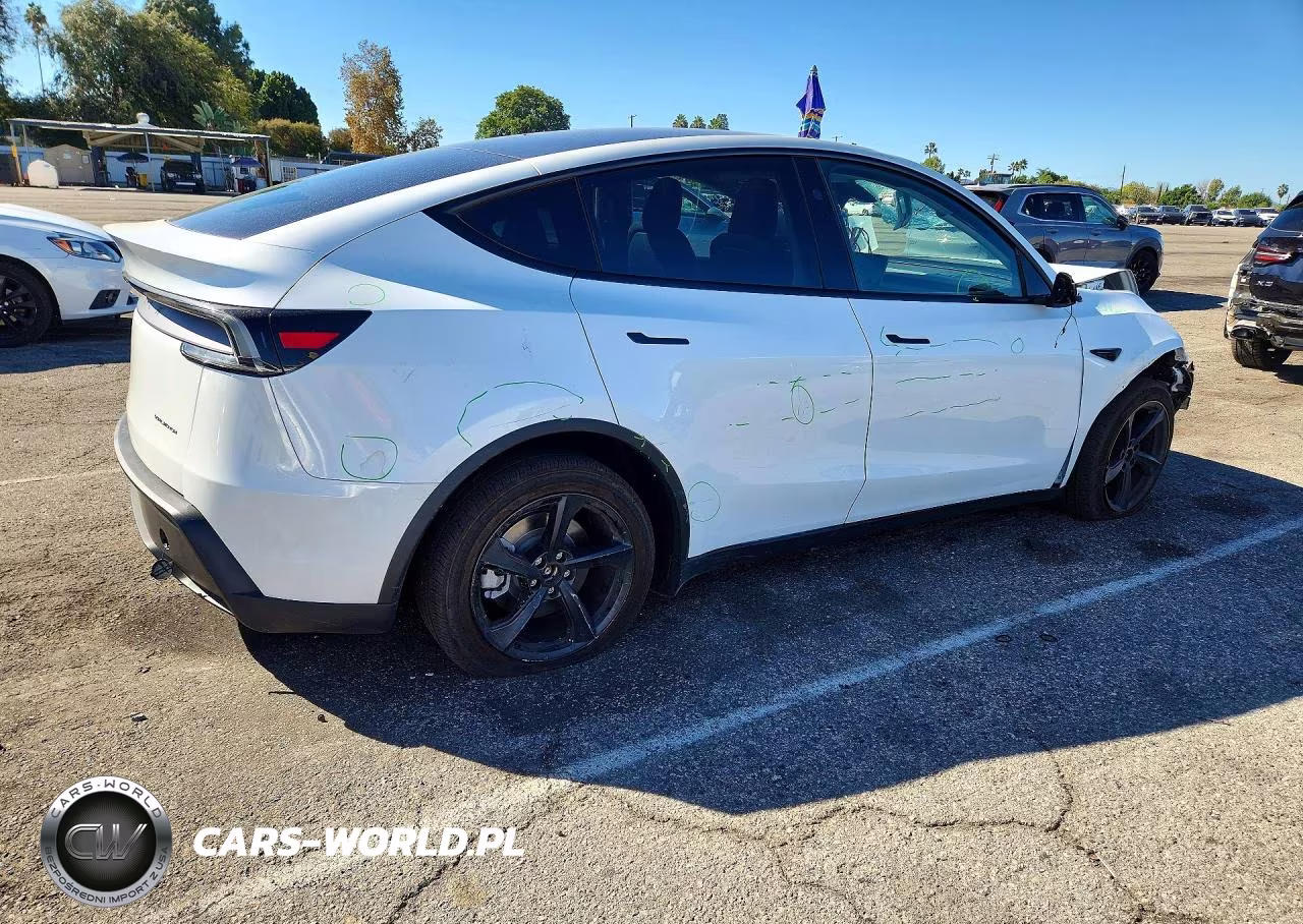 2026 Tesla Model Y VIN:7SAYGDEE5TF358262 - 3