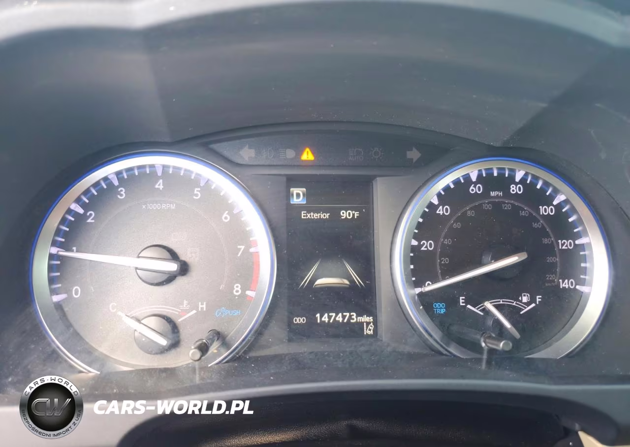 2019 Toyota Highlander Xle VIN:5TDKZRFH2KS572333 - 9