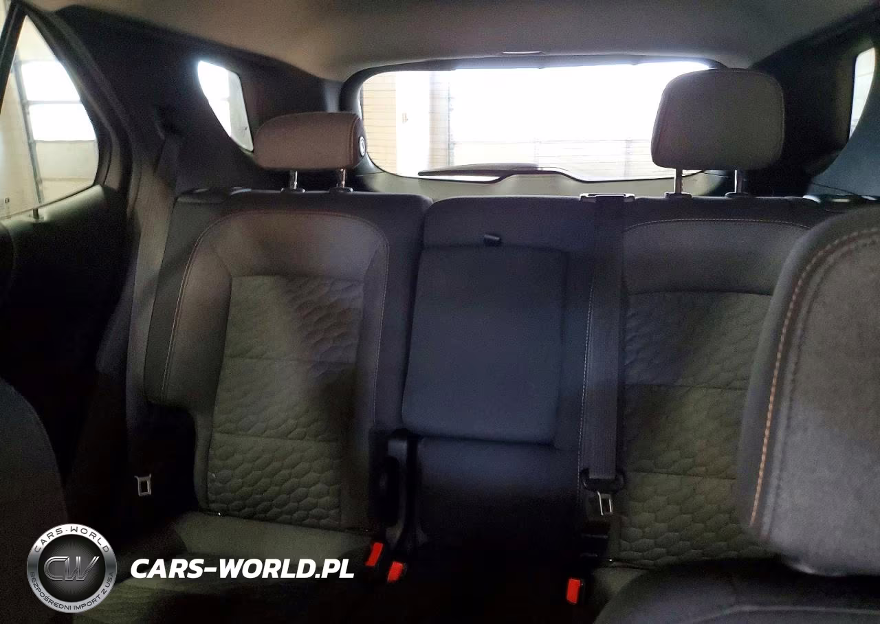 2020 Chevrolet Equinox VIN:2GNAXUEV8L6217925 - 10