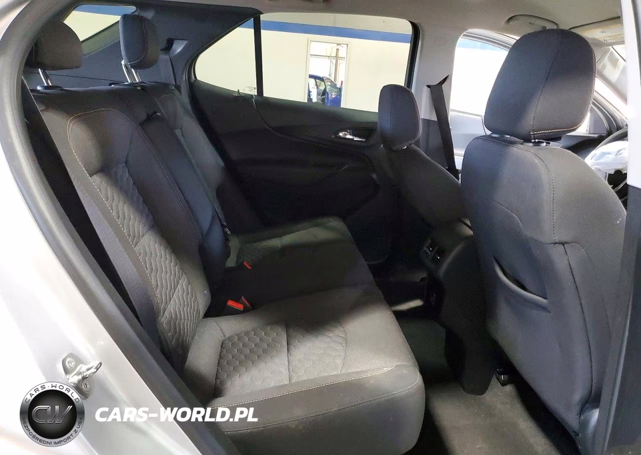 2020 Chevrolet Equinox VIN:2GNAXUEV8L6217925 - 11