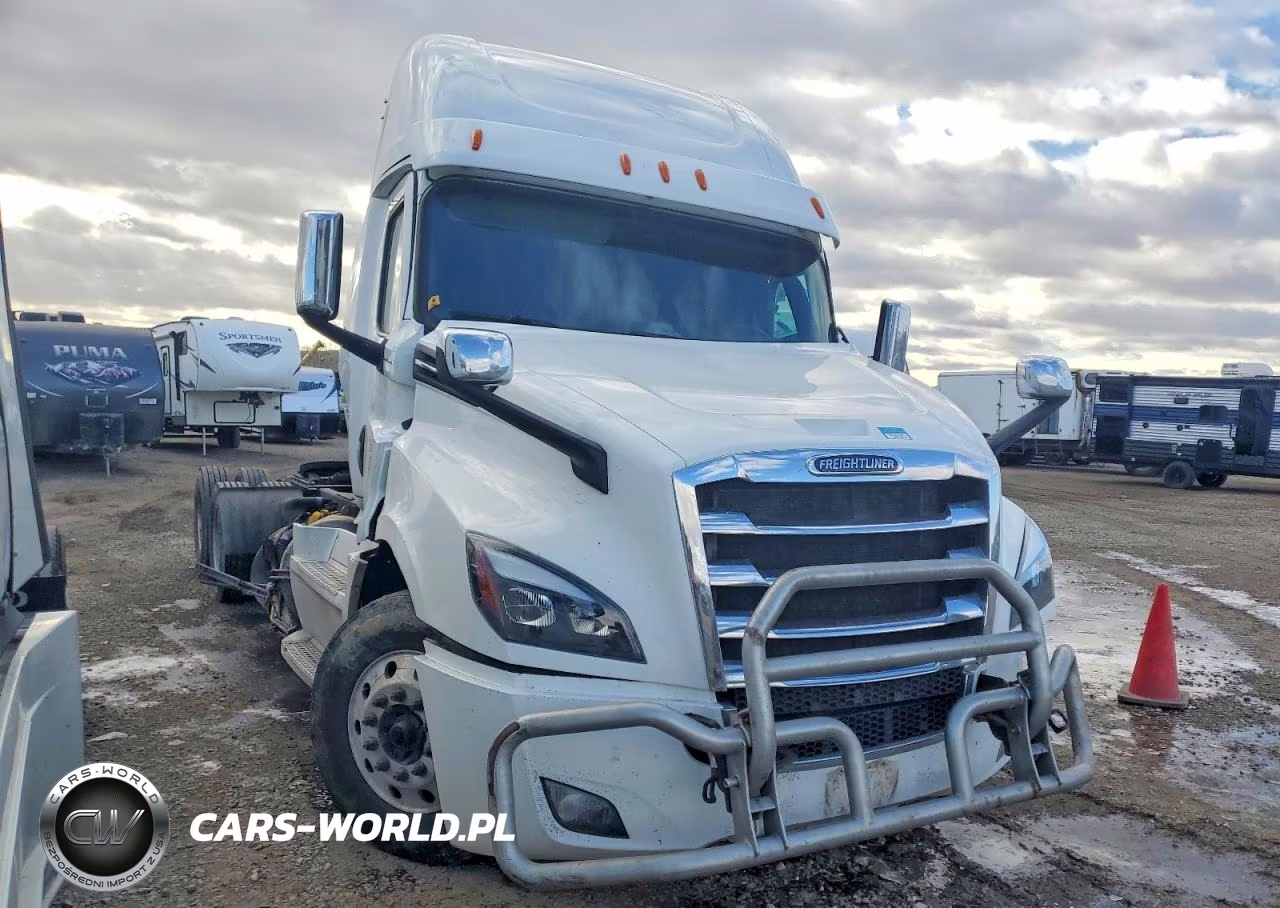 2020 Freightliner Cascadia 126 Semi Truck