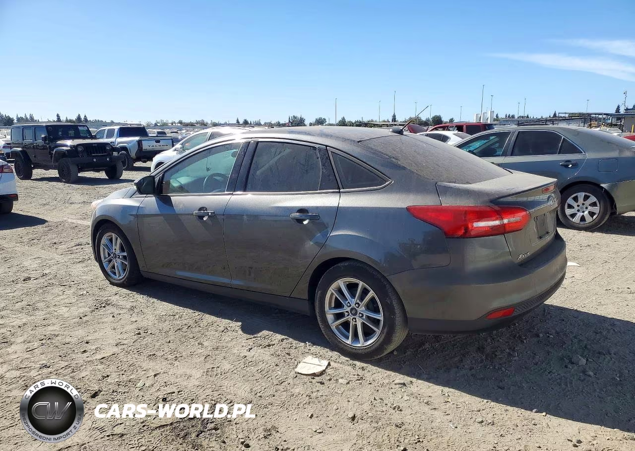 2016 Ford Focus Se VIN:1FADP3F27GL263169 - 2