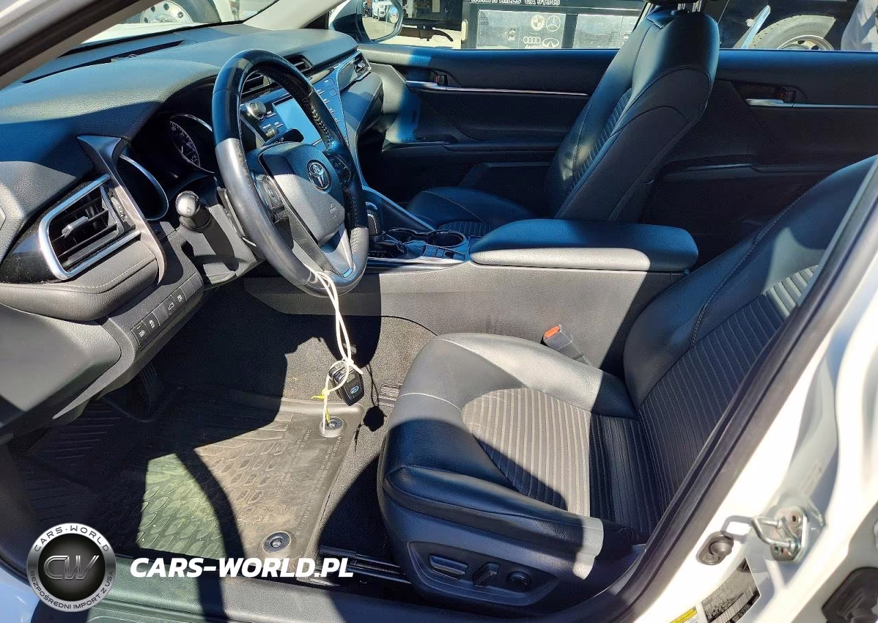 2018 Toyota Camry Hybrid Se VIN:4T1B21HK7JU006172 - 7