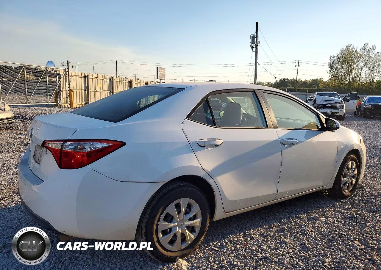 2016 Toyota Corolla L VIN:2T1BURHEXGC686792 - 3