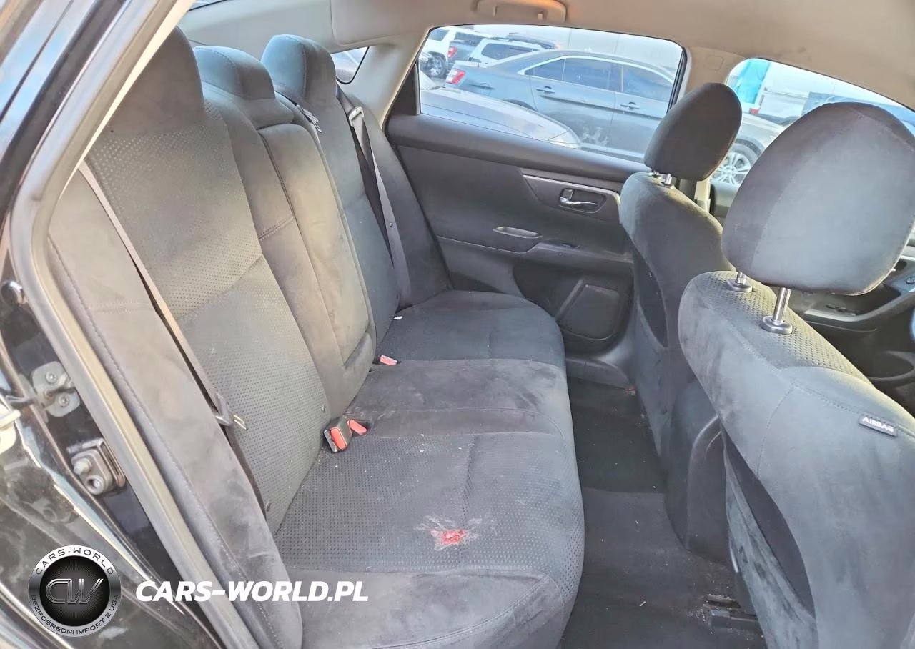 2015 Nissan Altima 2.5 VIN:1N4AL3AP6FC203447 - 10