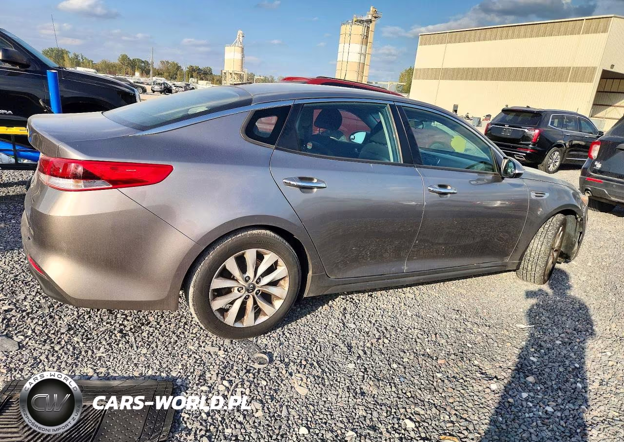 2017 Kia Optima Lx VIN:5XXGT4L31HG123948 - 3