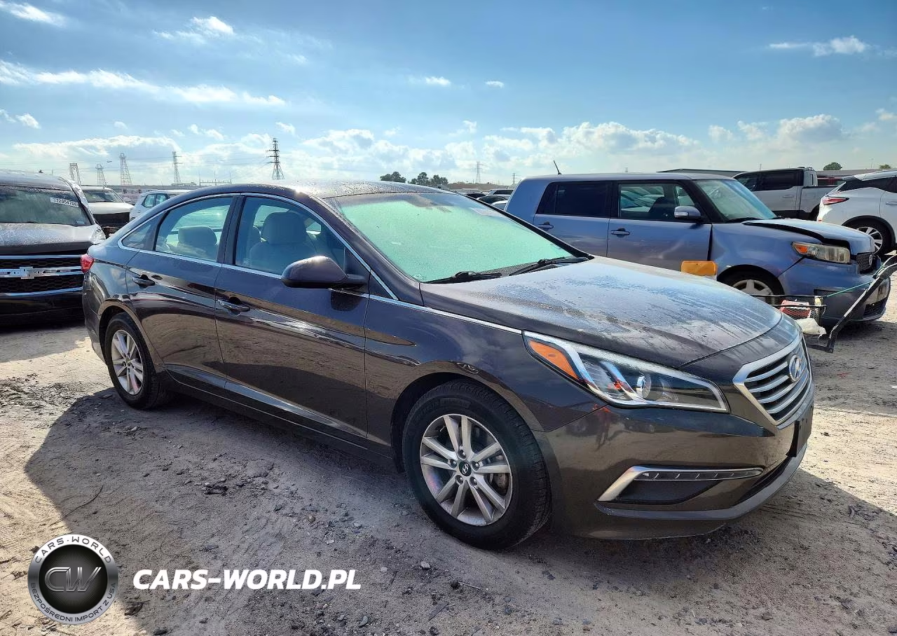 2015 Hyundai Sonata Se VIN:5NPE24AF9FH229623 - 4