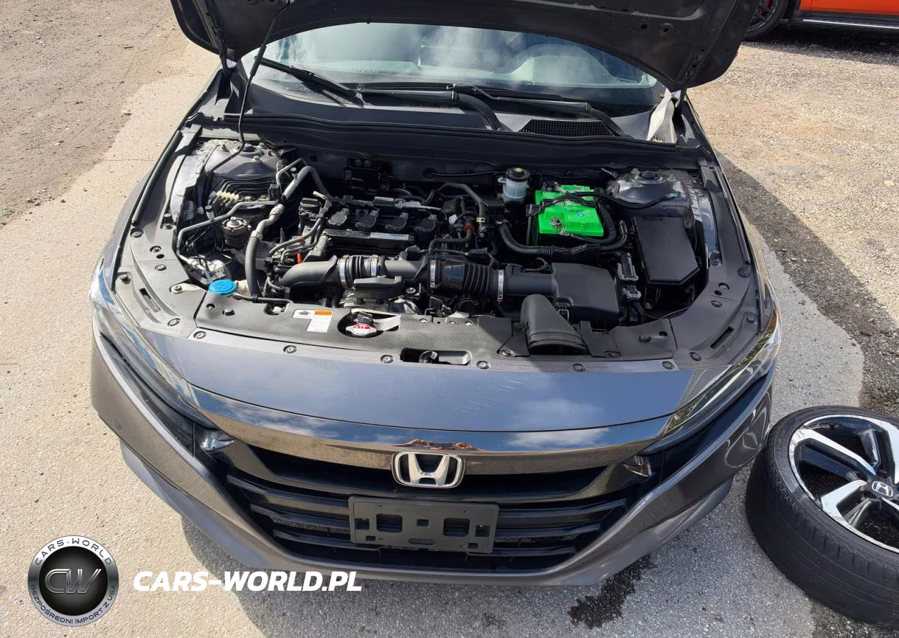 2018 Honda Accord Sport VIN:1HGCV1F3XJA096996 - 7