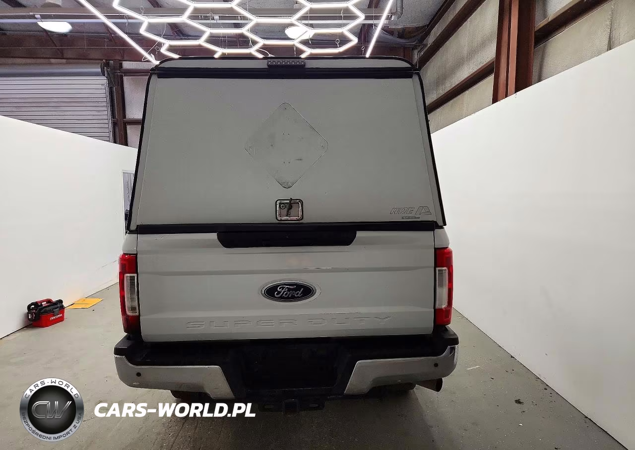 2018 Ford F250 Super Duty VIN:1FT7W2B68JEC03989 - 6