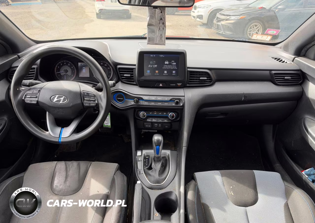 2019 Hyundai Veloster 2.0L VIN:KMHTG6AF9KU010676 - 9