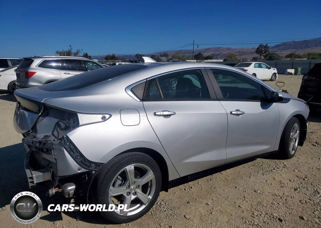 2018 Chevrolet Volt Lt VIN:1G1RC6S59JU152775 - 3