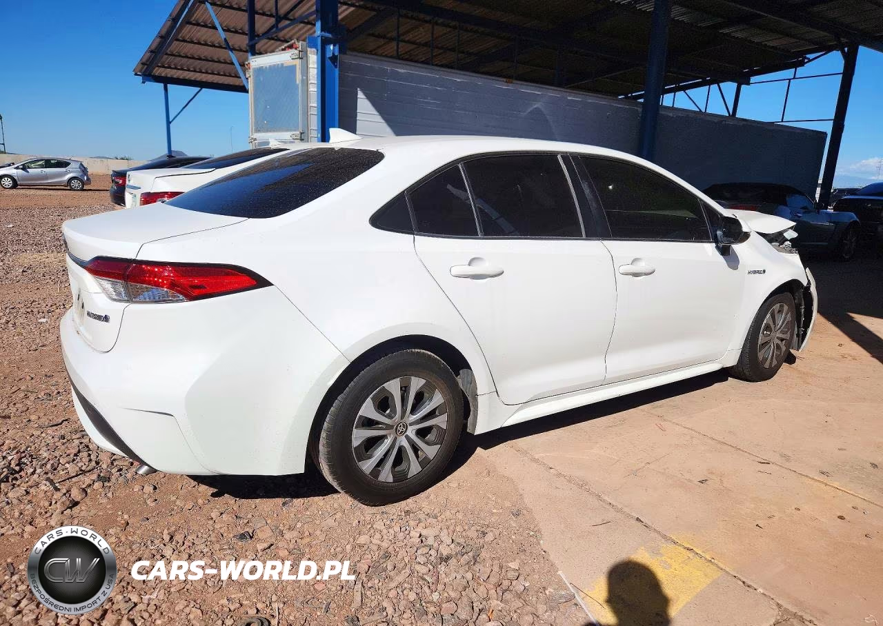 2020 Toyota Corolla Le VIN:JTDEBRBE7LJ000234 - 3