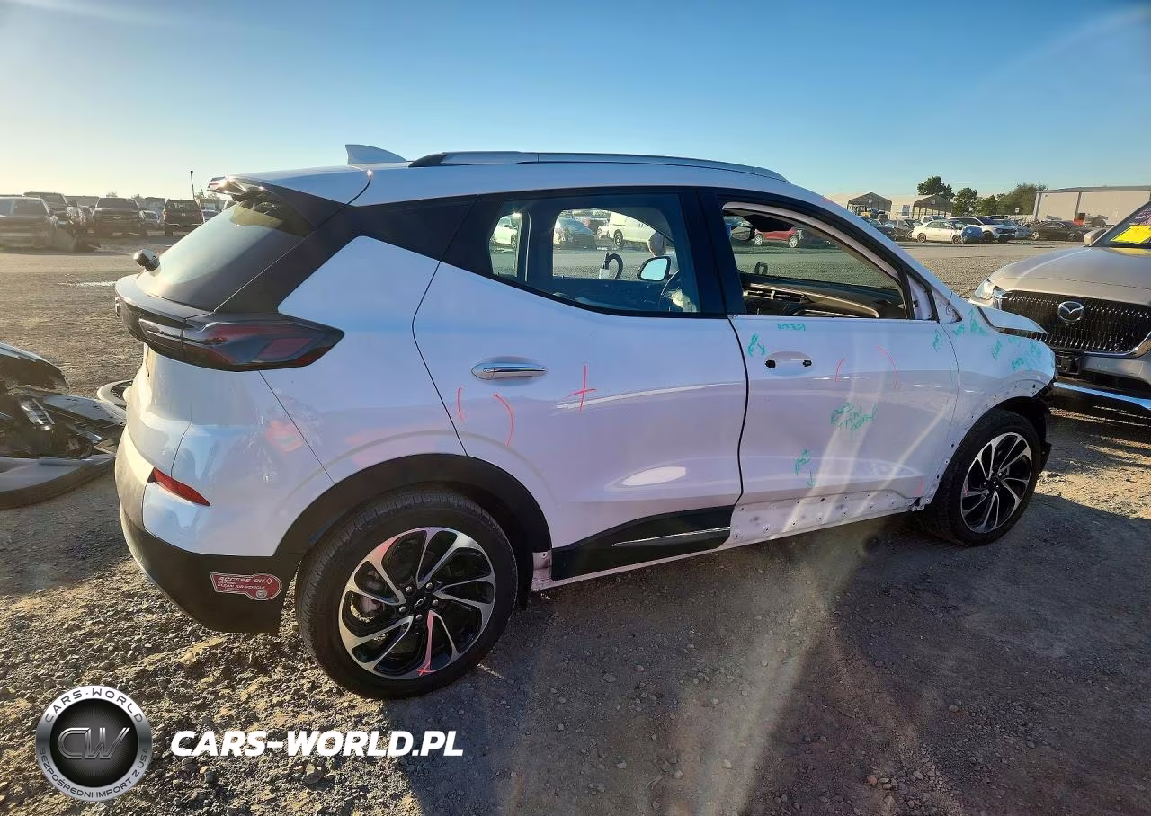 2023 Chevrolet Bolt Euv Premier VIN:1G1FZ6S08P4201091 - 3