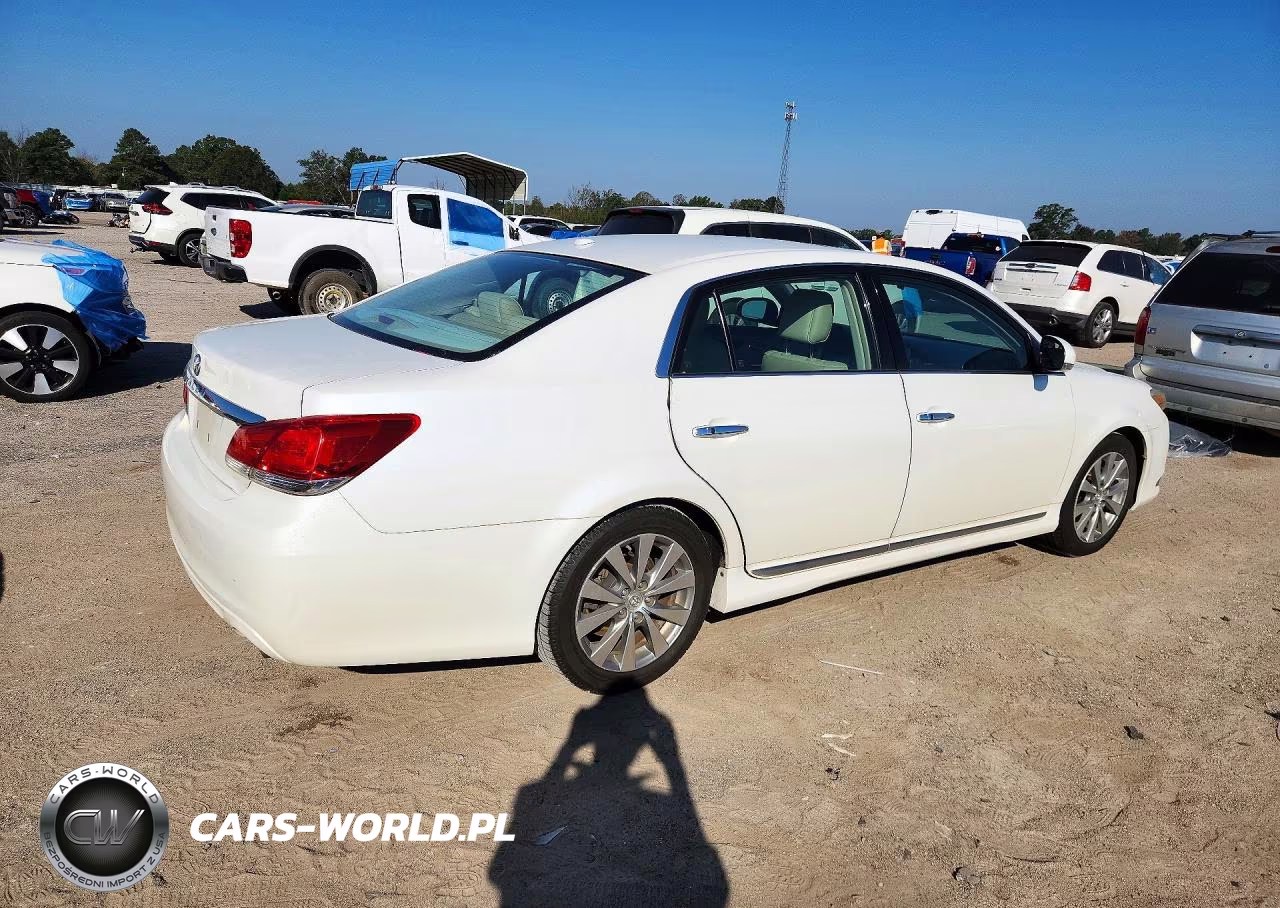 2011 Toyota Avalon Limited VIN:4T1BK3DB1BU381669 - 3