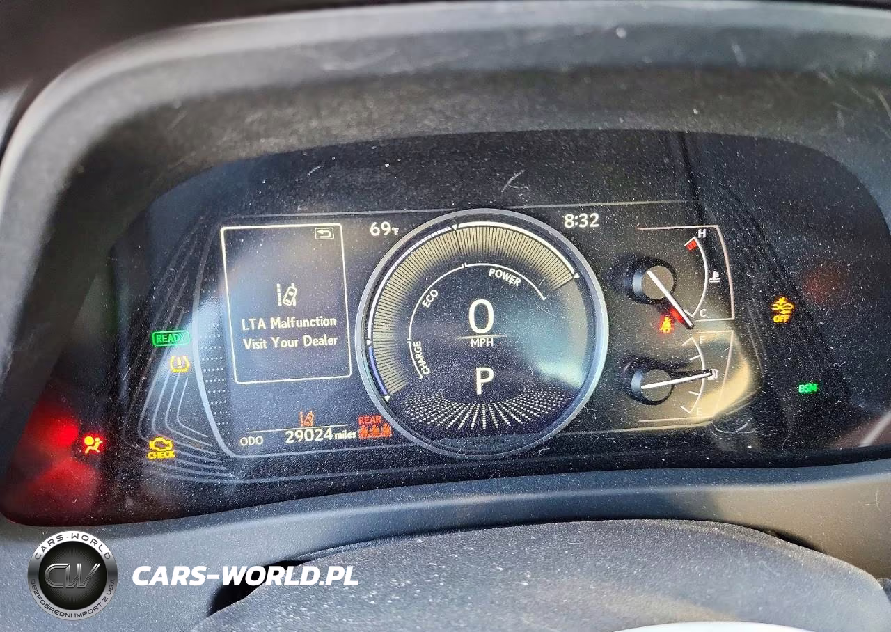 2023 Lexus Ux 250H VIN:JTHX6JBH5P2145747 - 9