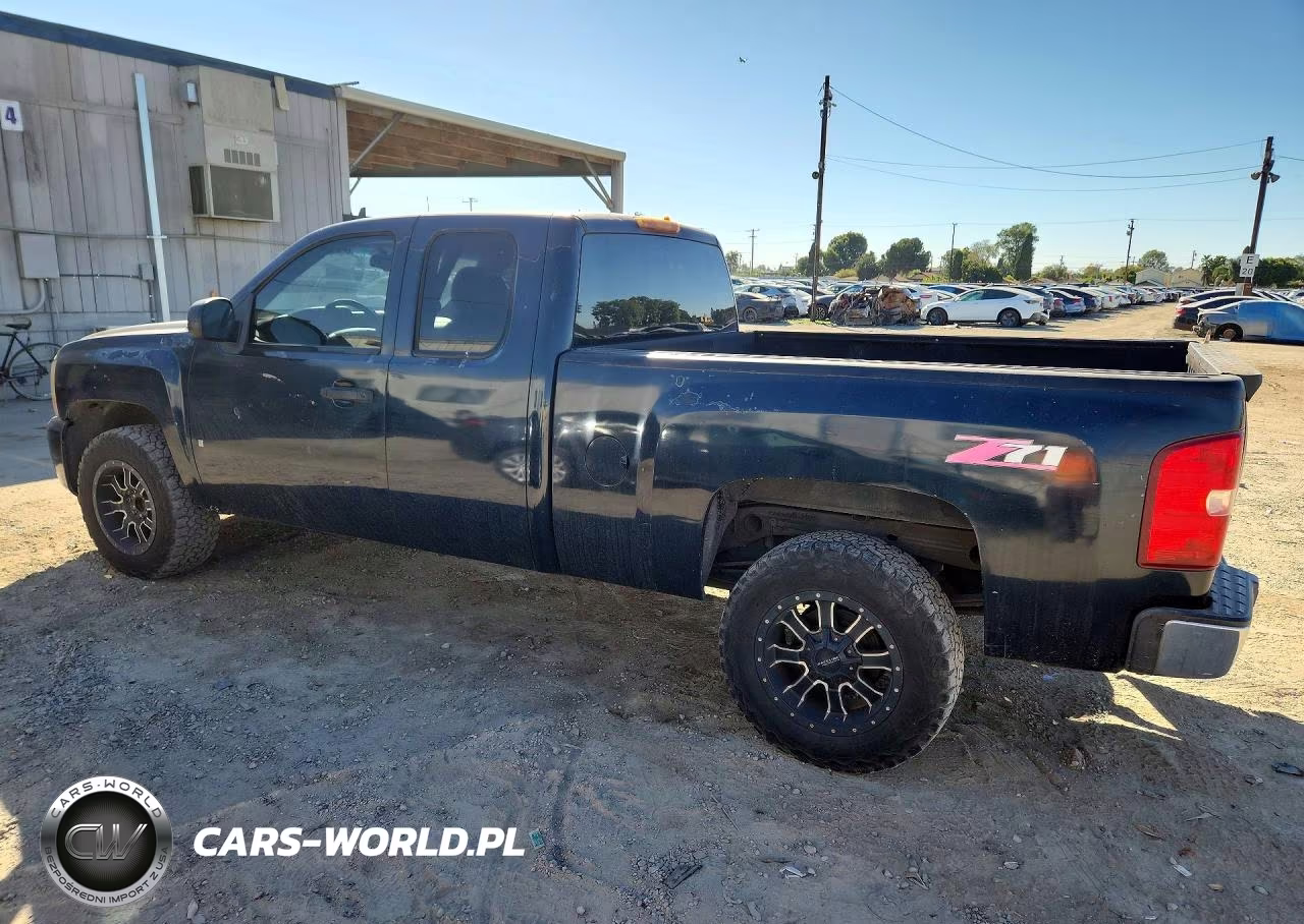 2008 Chevrolet Silverado C1500 VIN:2GCEC19JX81225444 - 2