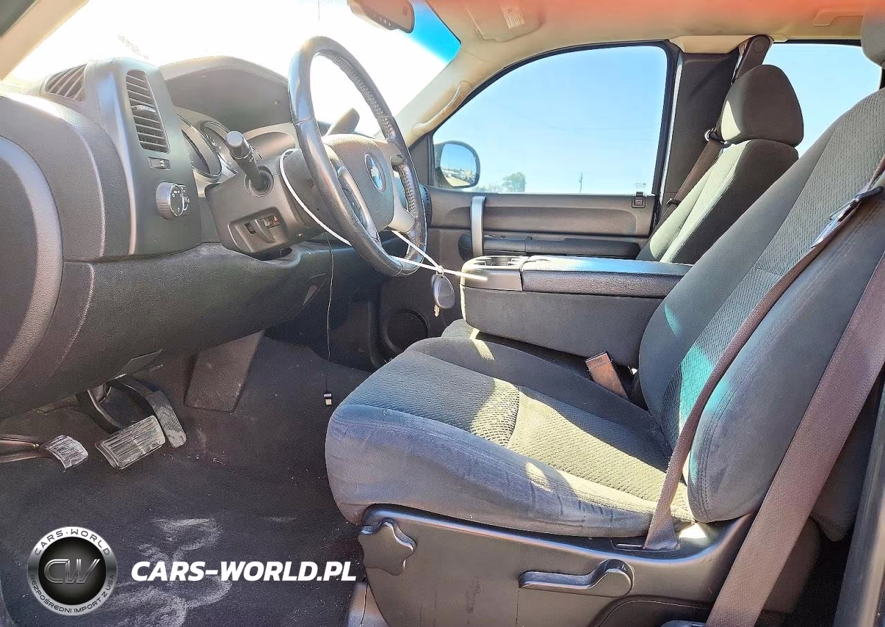 2008 Chevrolet Silverado C1500 VIN:2GCEC19JX81225444 - 7