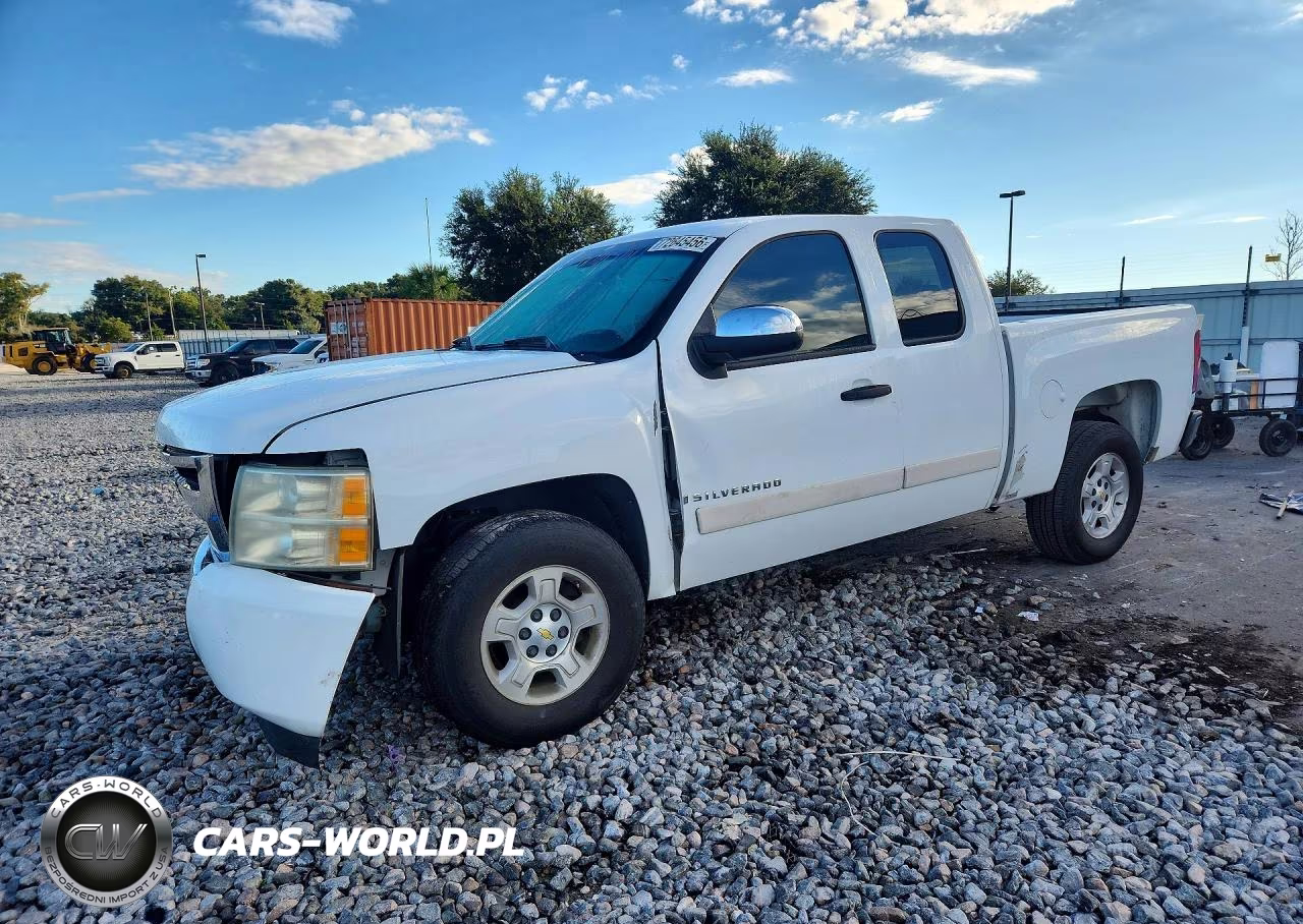 2008 Chevrolet Silverado C1500 – zdjęcie 1 z 13