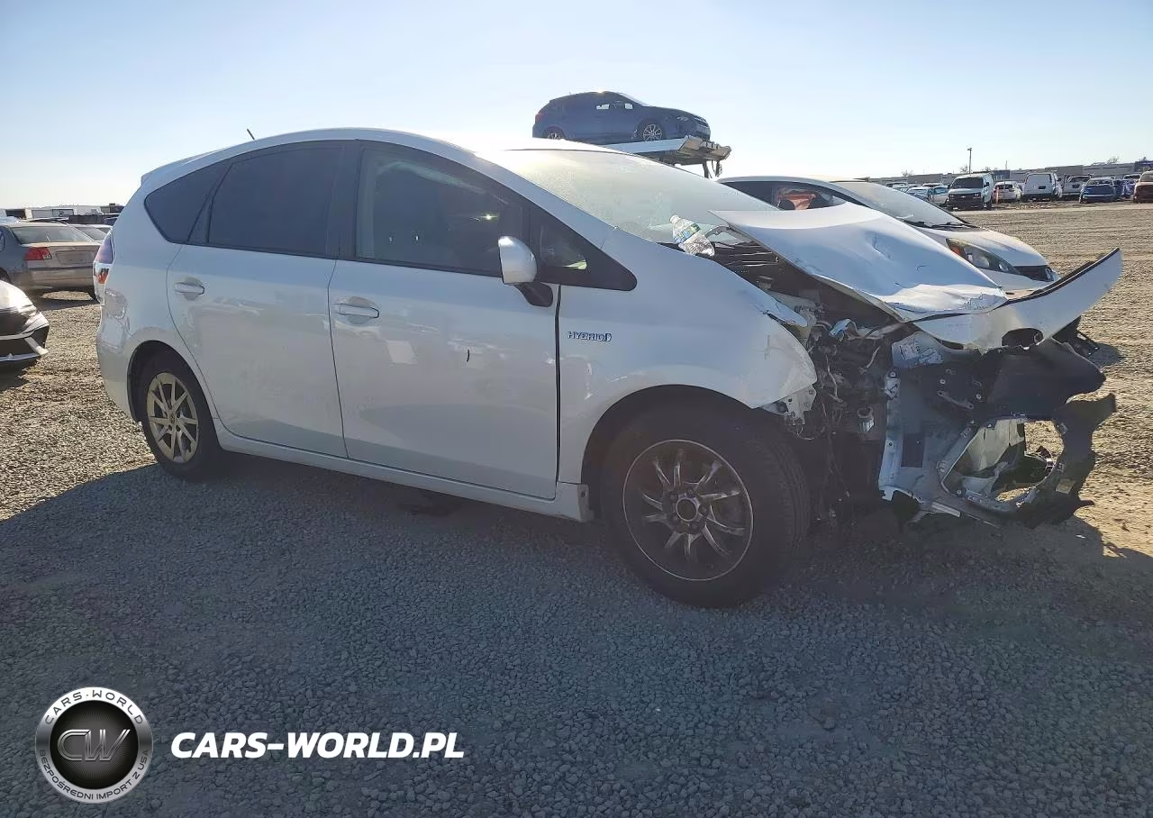 2017 Toyota Prius V Two VIN:JTDZN3EU0HJ060100 - 4