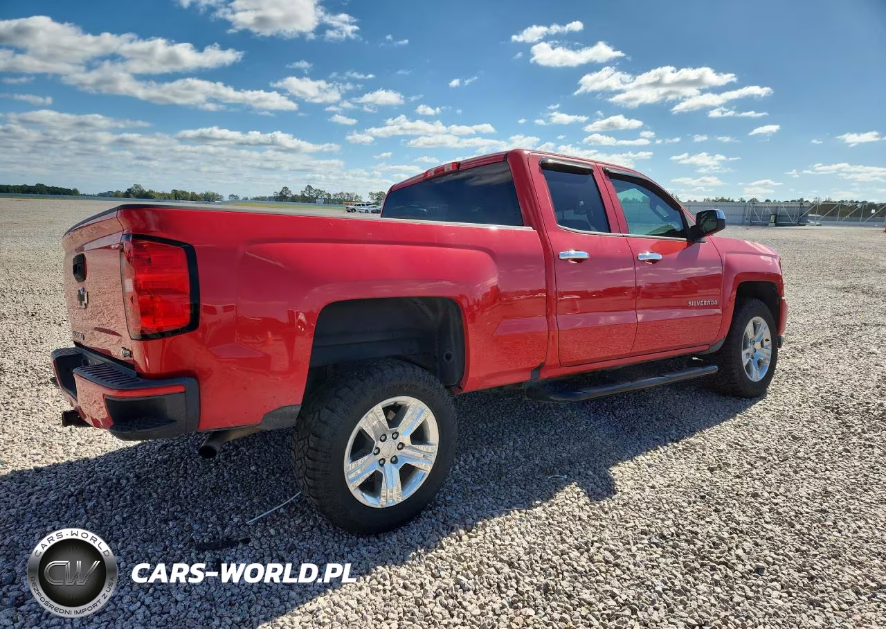 2017 Chevrolet Silverado C1500 Custom VIN:1GCRCPEH8HZ171625 - 3