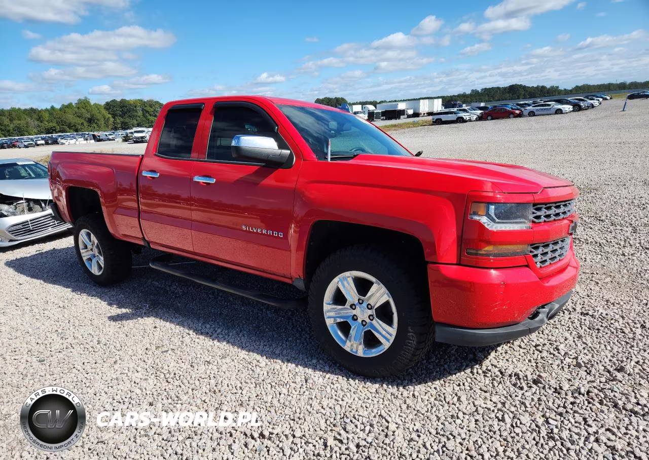 2017 Chevrolet Silverado C1500 Custom VIN:1GCRCPEH8HZ171625 - 4