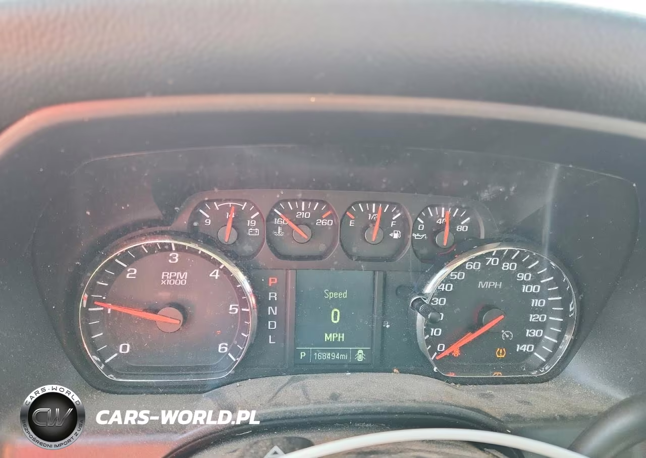 2017 Chevrolet Silverado C1500 Custom VIN:1GCRCPEH8HZ171625 - 9