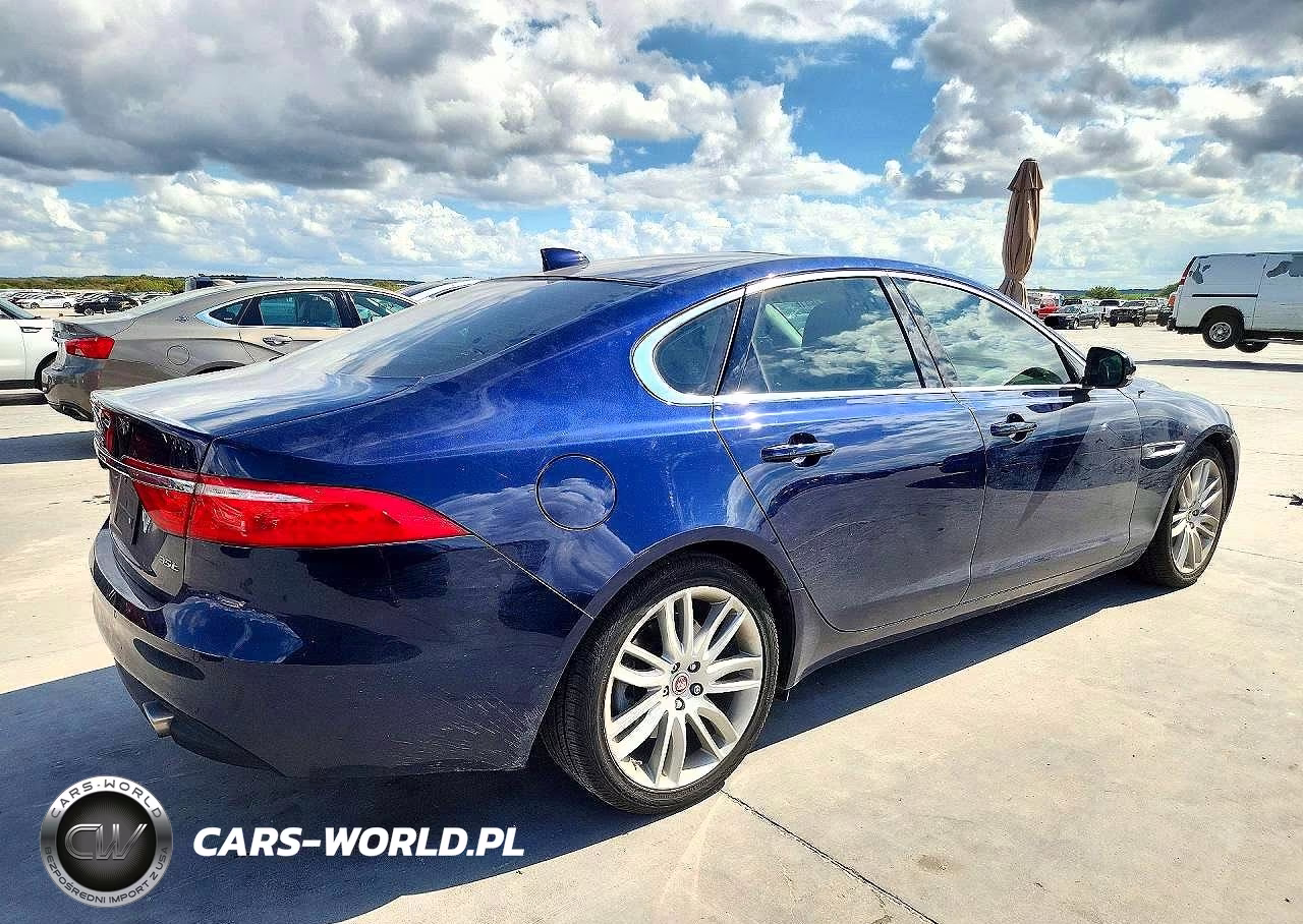2016 Jaguar Xf Prestige VIN:SAJBE4BV7GCY09984 - 3