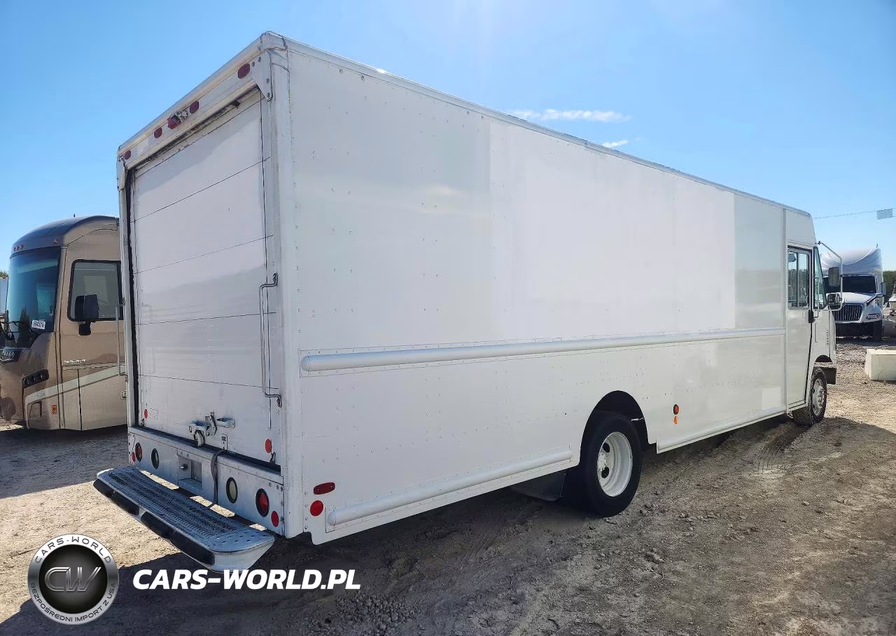 2011 Ford F59 Delivery Truck VIN:1F66F5KY0B0A11143 - 3