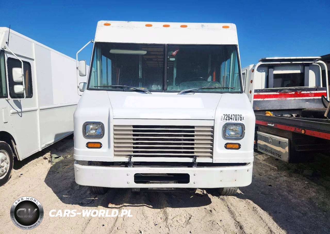 2011 Ford F59 Delivery Truck VIN:1F66F5KY0B0A11143 - 5