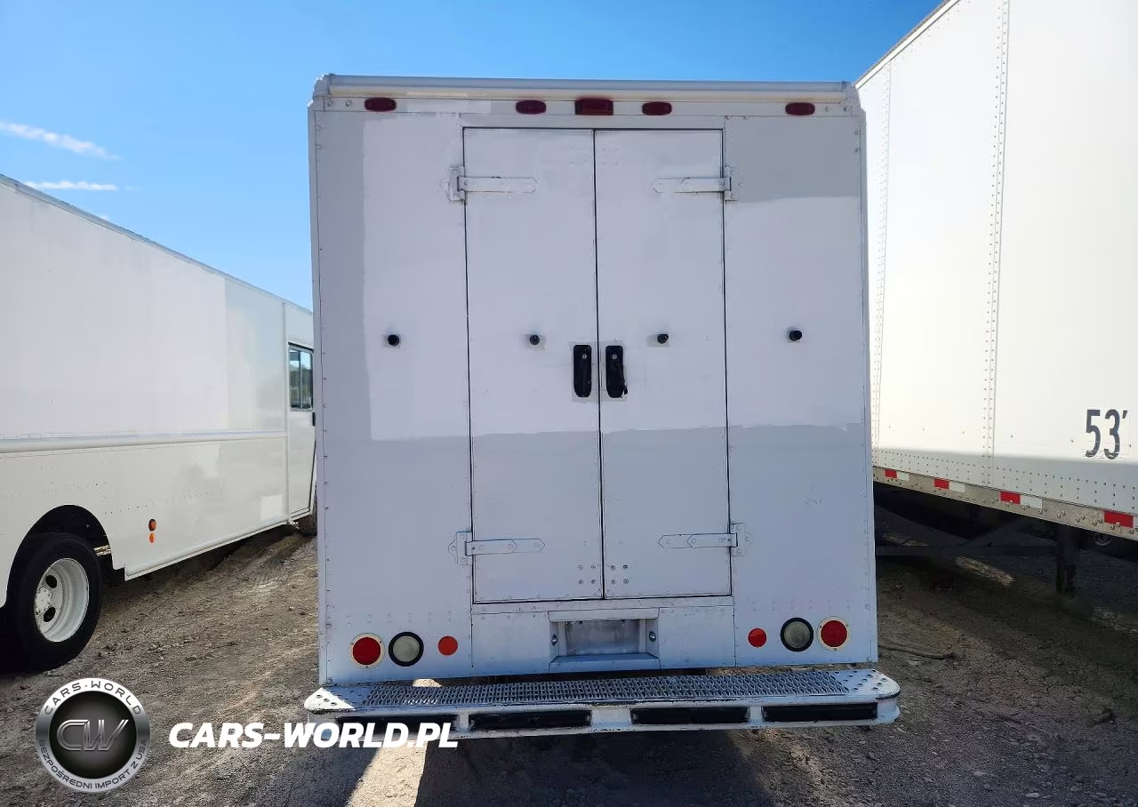 2007 Freightliner Mt45G Chassis Delivery Truck VIN:4UZAANBW57CX54130 - 6