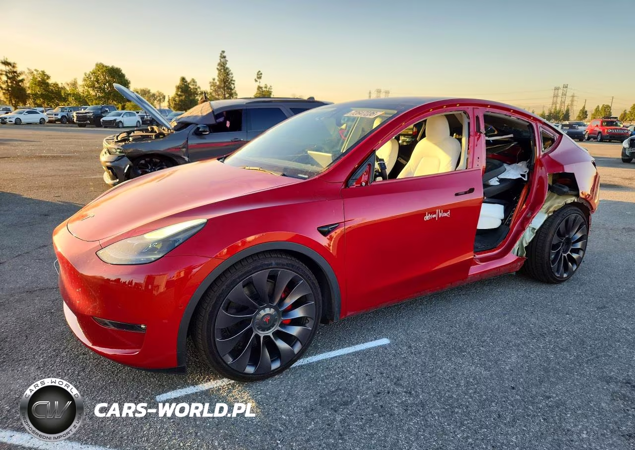 2021 Tesla Model Y VIN:5YJYGDEF9MF197115 - 1