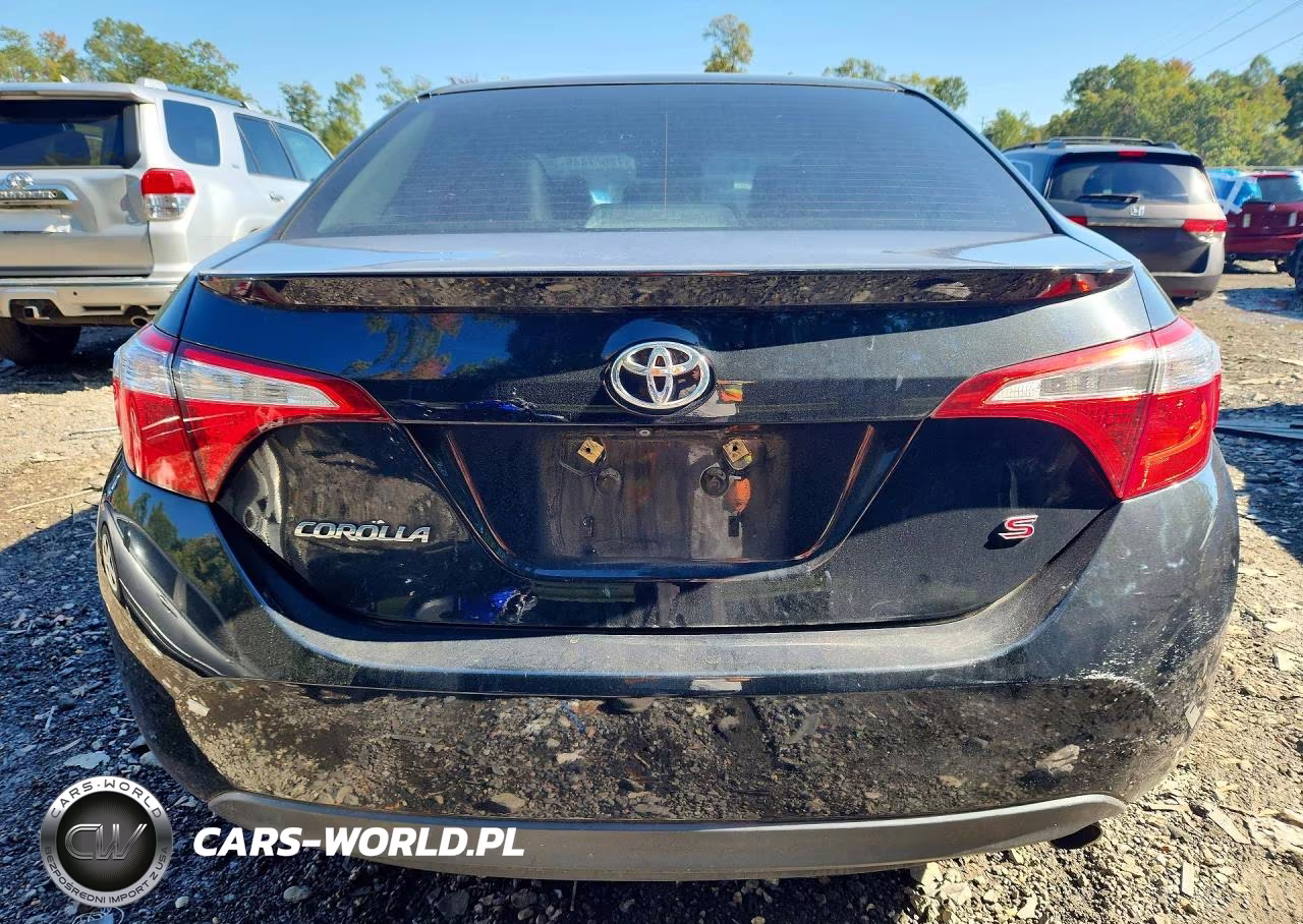 2015 Toyota Corolla S Plus VIN:2T1BURHEXFC449198 - 6