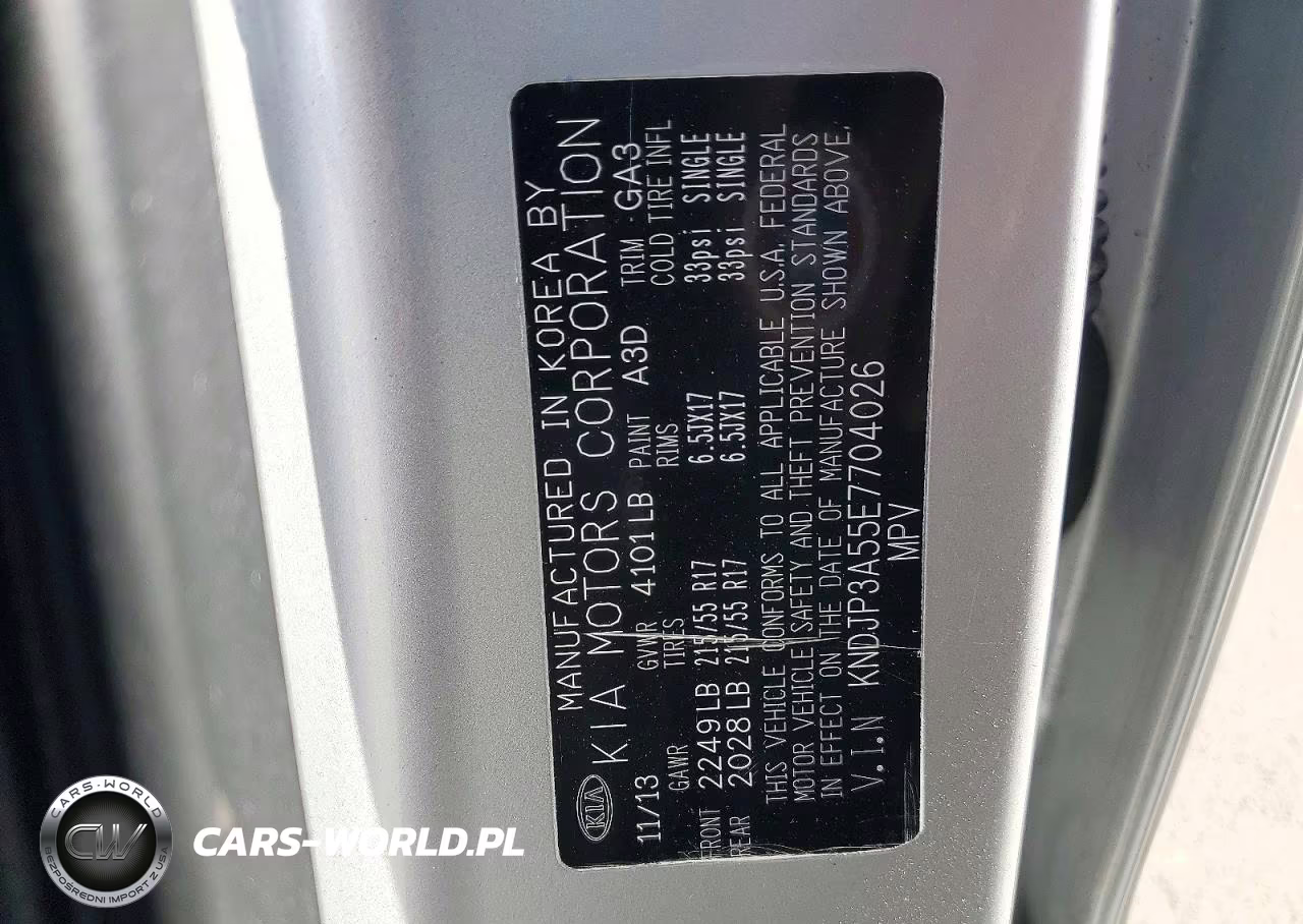 KIA SOUL + VIN:KNDJP3A55E7704026 - 12