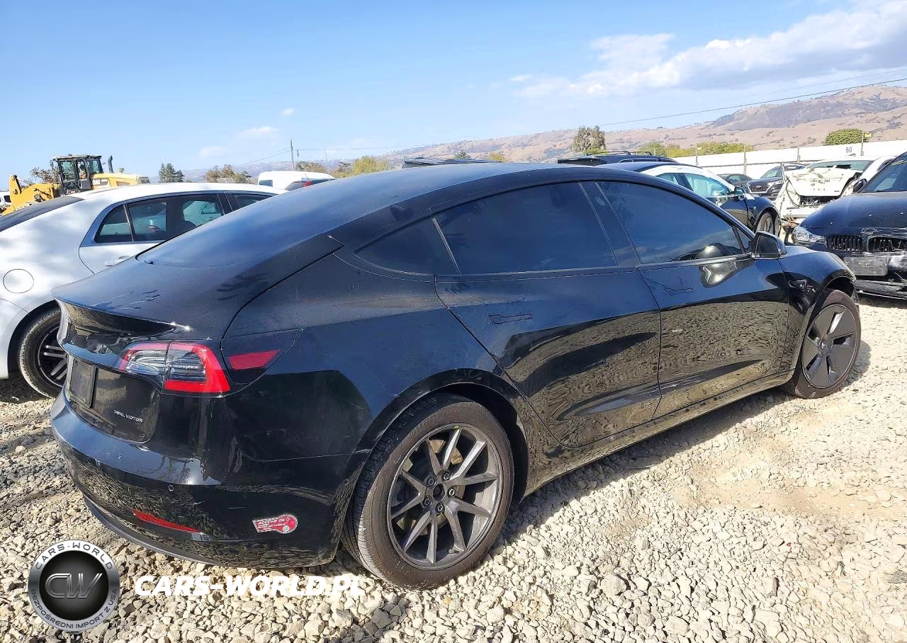 2022 Tesla Model 3 VIN:5YJ3E1EB5NF363112 - 3