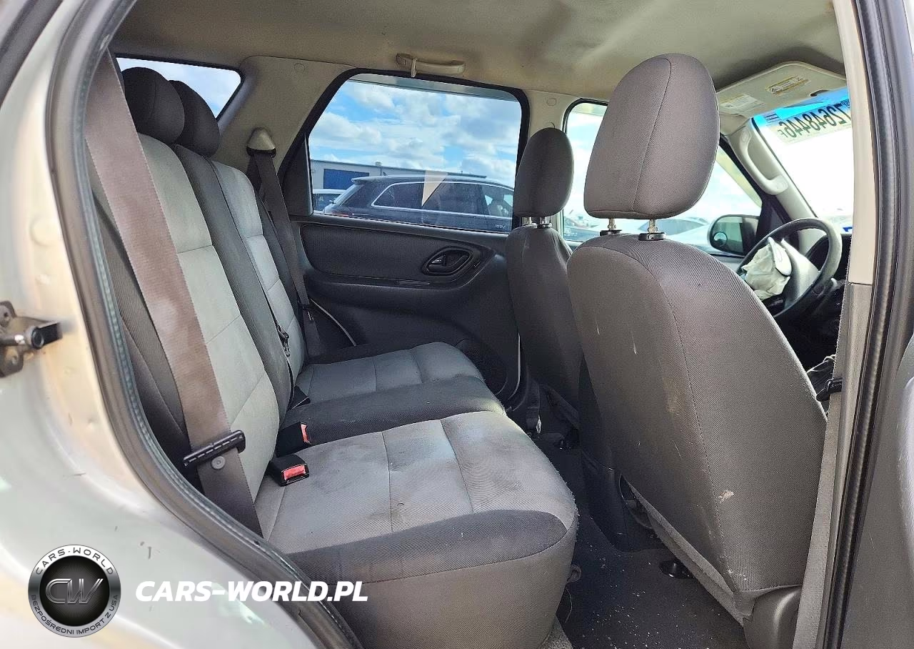 2005 Ford Escape Xls VIN:1FMYU02Z55KD99742 - 11