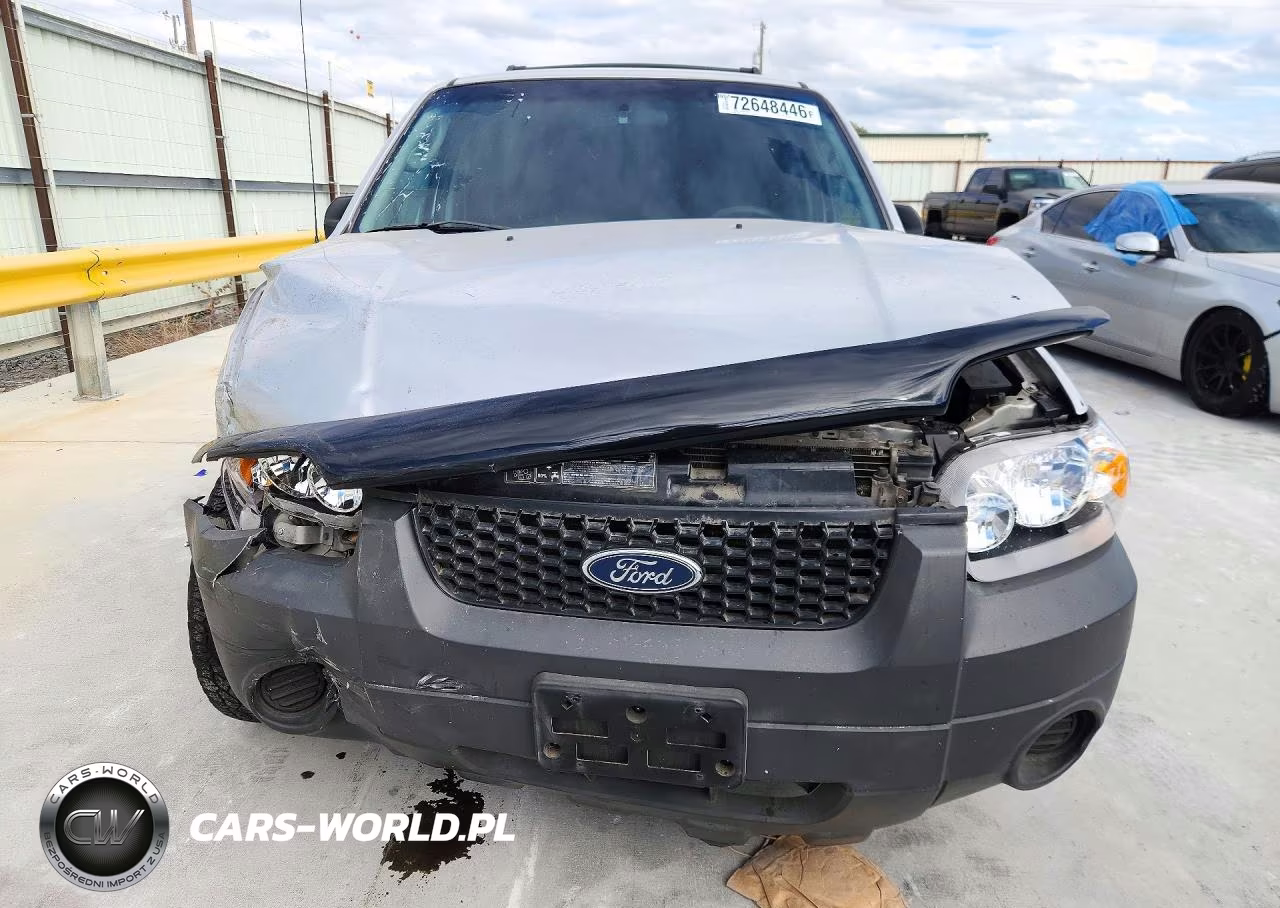 2005 Ford Escape Xls VIN:1FMYU02Z55KD99742 - 5
