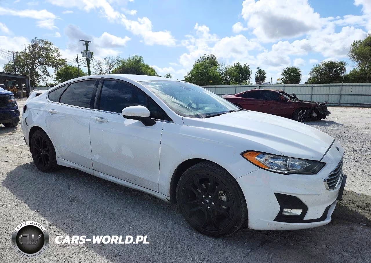 2019 Ford Fusion Se VIN:3FA6P0HD7KR215400 - 4